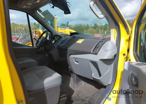 2019 Ford Transit-250 z USA, uszkodzony, nr VIN 1FTYR3XM3KKA78346